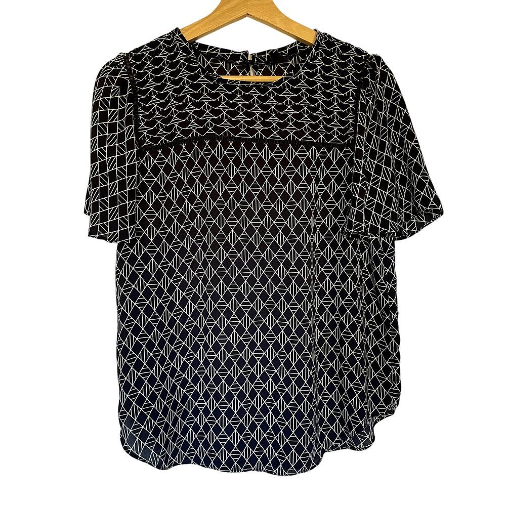 Ann Taylor flutter sleeve black white‎ geometric patterned women's size small